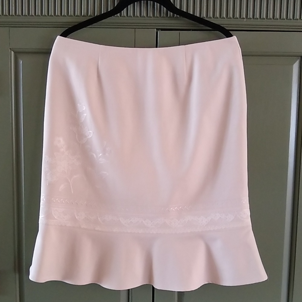 Oscar De La Renta embroidered ruffle skirt…